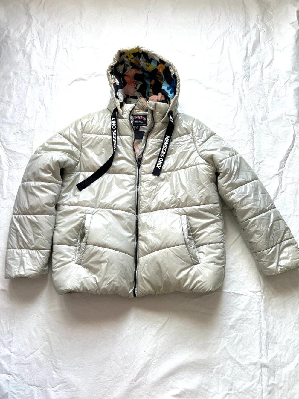 Members Only Puffer Jacket Womens XL Hi-Shine Looney Tunes gray hooded winter